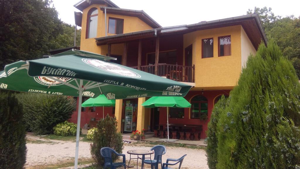 Guest House Alfa Daniel Balkanets  ภายนอก รูปภาพ