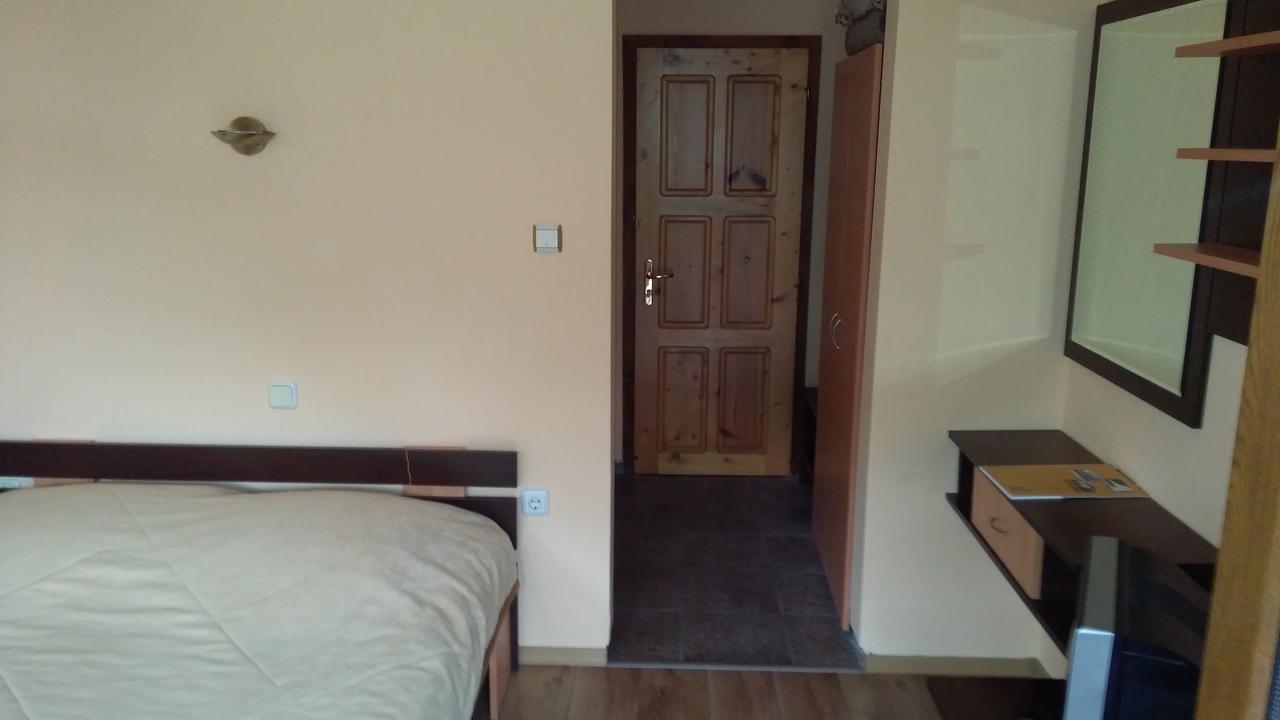 Guest House Alfa Daniel Balkanets  ภายนอก รูปภาพ